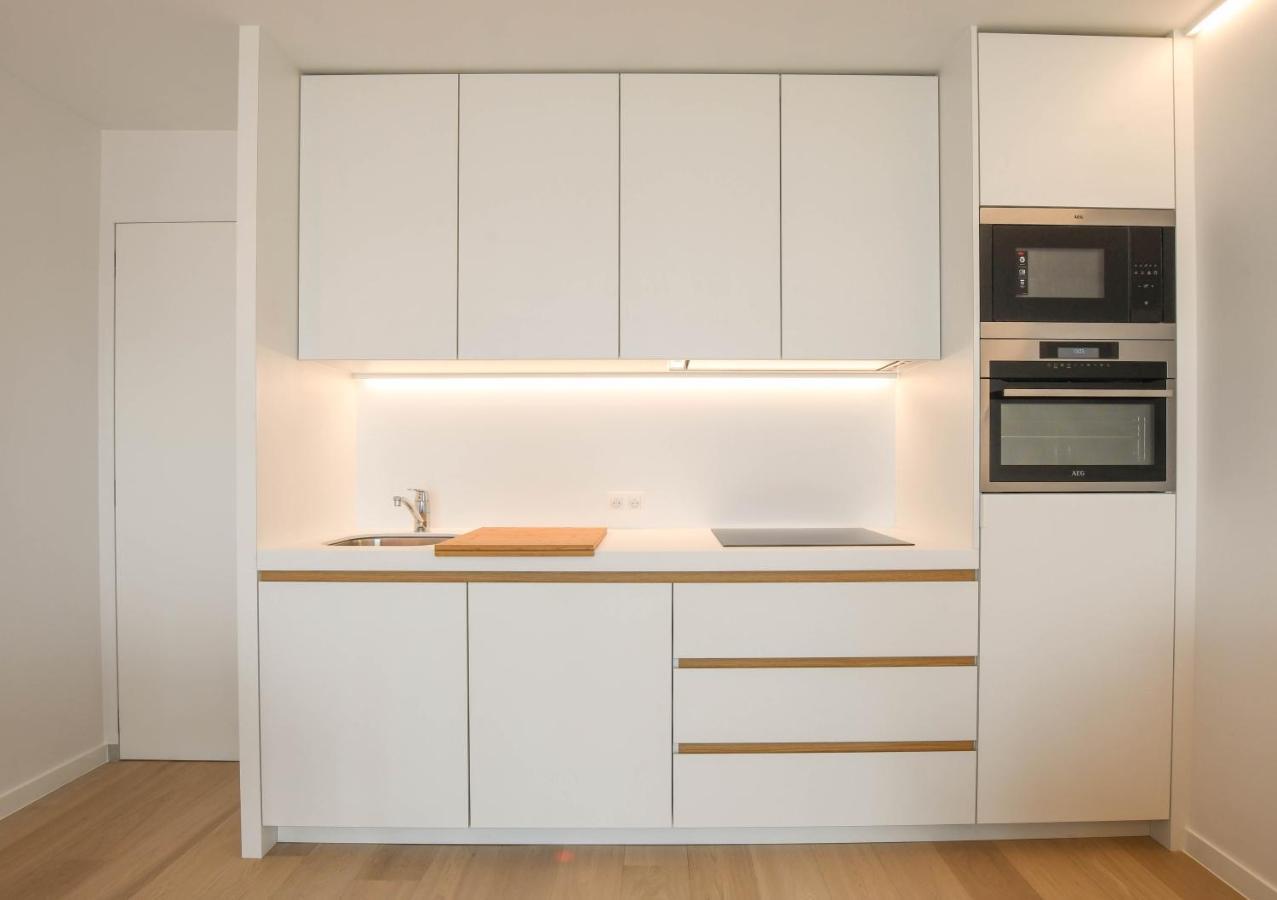 Studio Zwembad Met Frontaal Zeezicht Oostende Bagian luar foto