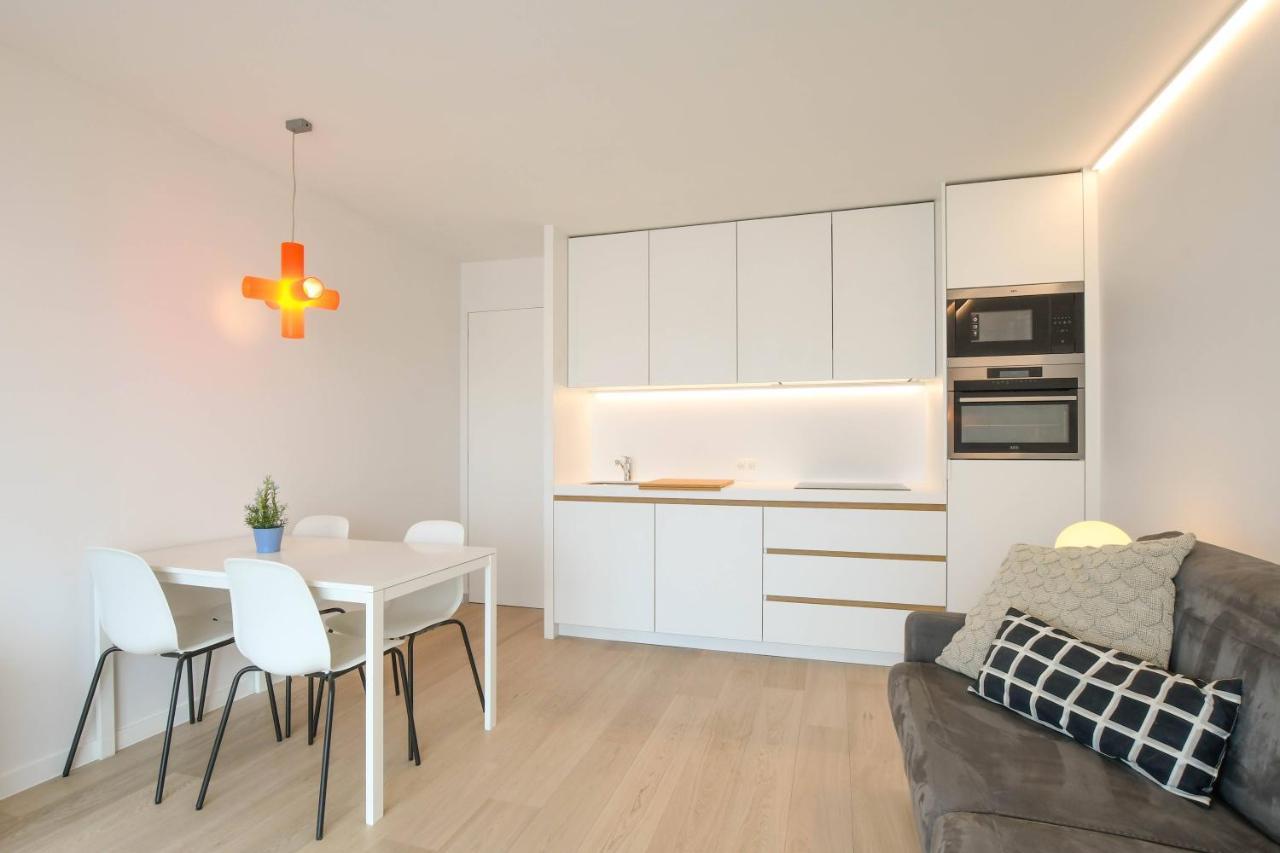 Studio Zwembad Met Frontaal Zeezicht Oostende Bagian luar foto